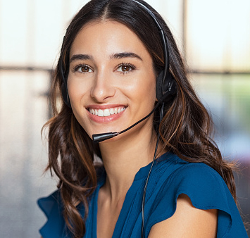 Frau mit Headset